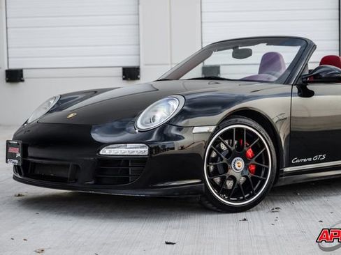 Used 2011 Porsche 911 Carrera S image 40