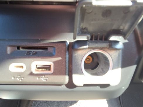 Used 2020 GMC Sierra 3500 SLT w/ Gooseneck/5TH Wheel Package image 32