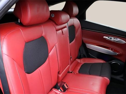 Used 2024 Genesis GV70 2.5T w/ Sport Prestige Package image 13