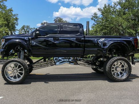 Used 2020 Ford F450 Platinum w/ FX4 Off-Road Package AWD/4WD image 3