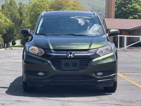 Used 2017 Honda HR-V EX-L image 2