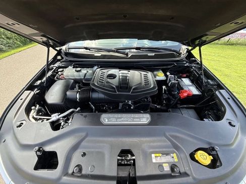 Used 2023 Jeep Wagoneer Series III w/ Preferred Equipment Group AWD/4WD image 26