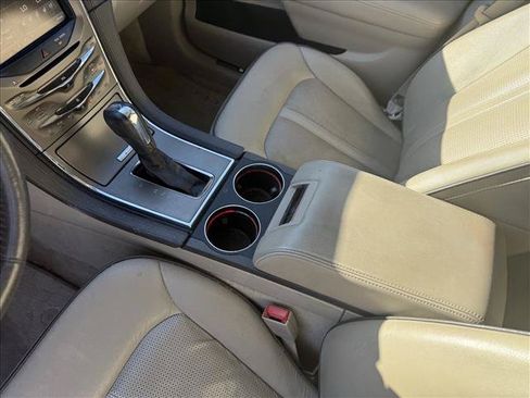 Used 2015 Lincoln MKX FWD w/ Equipment Group 101A image 9