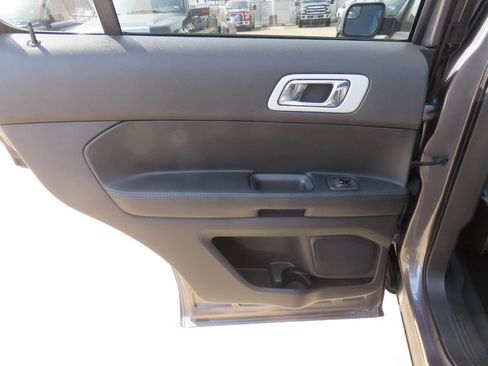 Used 2014 Ford Explorer Limited w/ Equipment Group 301A FWD image 20