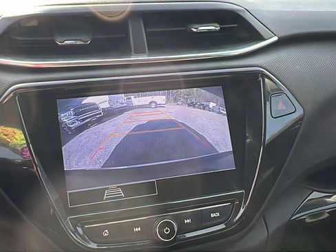 Used 2021 Chevrolet TrailBlazer LT w/ Convenience Package image 31