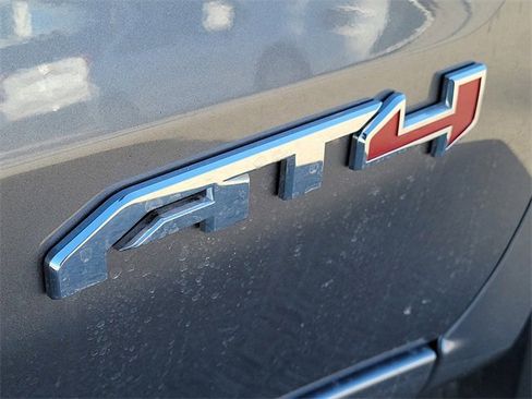 Used 2022 GMC Sierra 1500 AT4 w/ AT4 Premium Package image 9