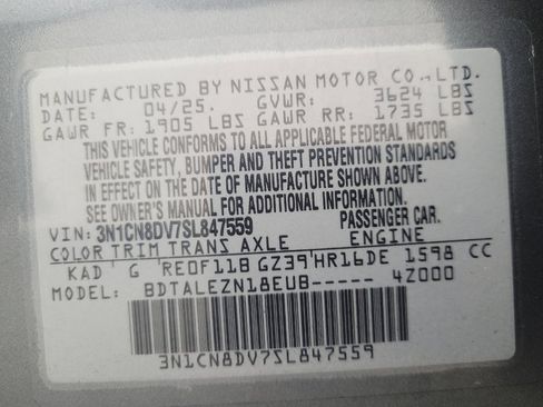 Used 2025 Nissan Versa S w/ Trunk Package FWD image 33