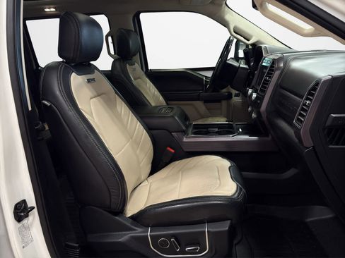 Used 2020 Ford F350 Limited image 22