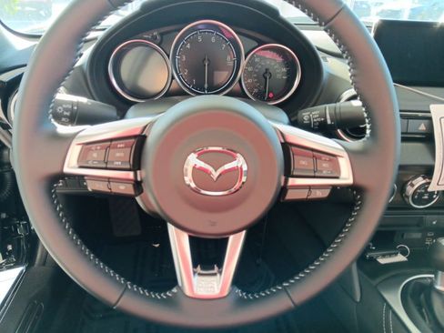 New 2025 MAZDA MX-5 Miata Grand Touring w/ Appearance Package image 10