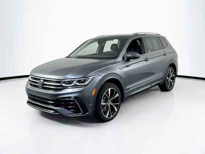 Used 2022 Volkswagen Tiguan SEL R-Line