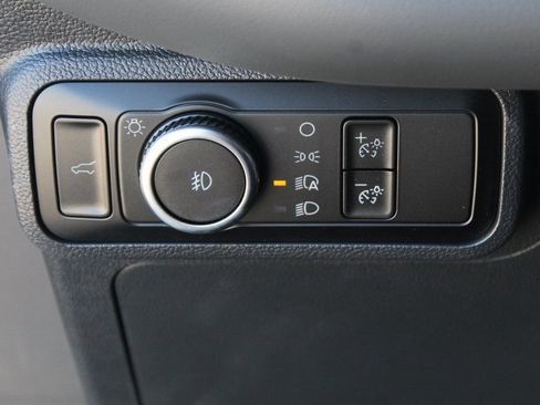 New 2026 Ford Explorer Active w/ Active Comfort Package RWD image 38