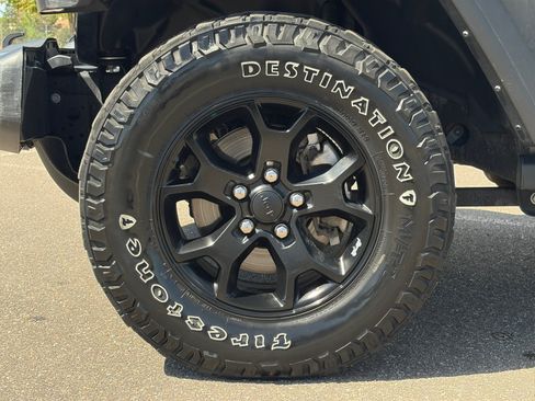 Used 2022 Jeep Wrangler Unlimited Sport AWD/4WD image 12
