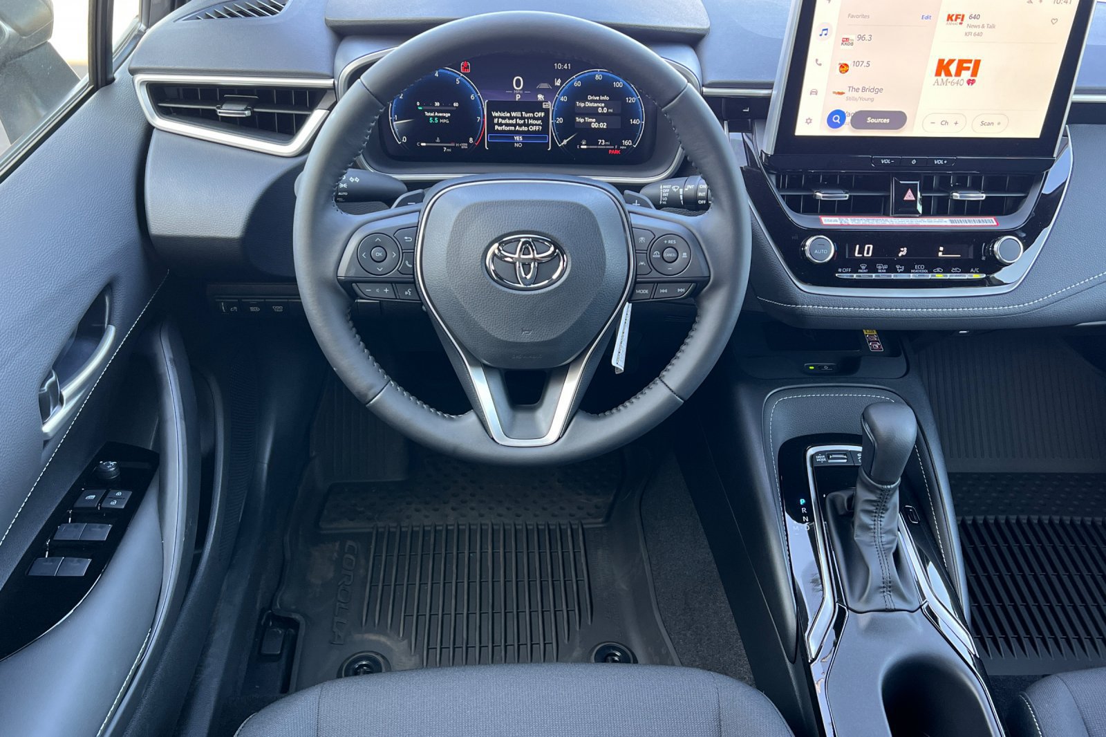 Used 2027 Toyota Corolla SE w/ SE Premium Package FWD image 14