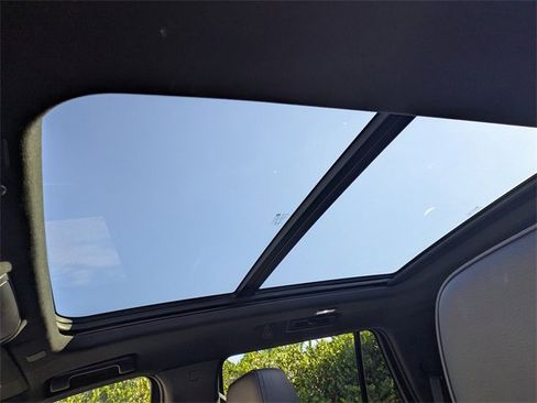 Used 2022 GMC Yukon Denali w/ Max Trailering Package image 23