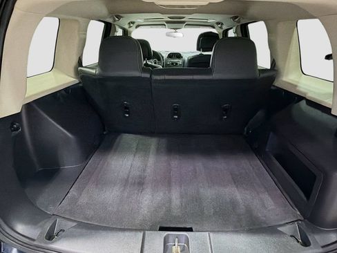 Used 2017 Jeep Patriot High Altitude FWD image 24