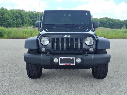 Used 2018 Jeep Wrangler Unlimited Sport S AWD/4WD image 24
