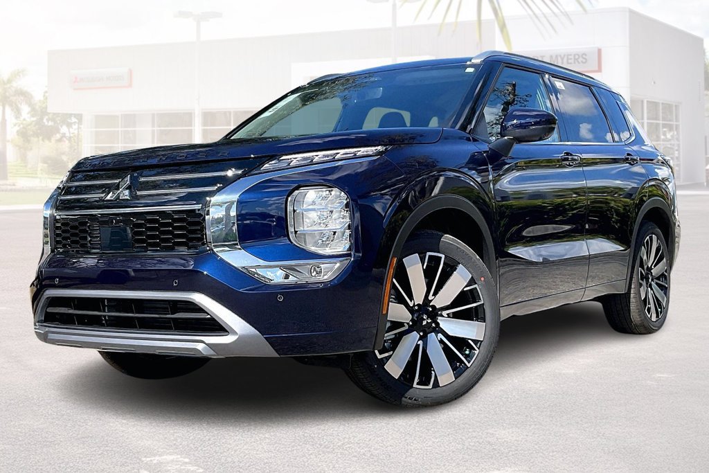New 2026 Mitsubishi Outlander SEL FWD image 2