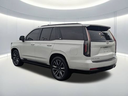 Used 2021 Cadillac Escalade Sport Platinum w/ Heavy-Duty Trailer Package RWD image 4