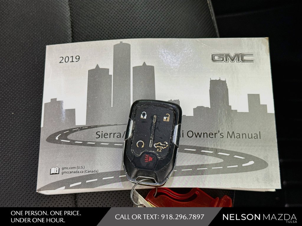 Used 2019 GMC Sierra 1500 SLT w/ SLT Premium Plus Package AWD/4WD image 50