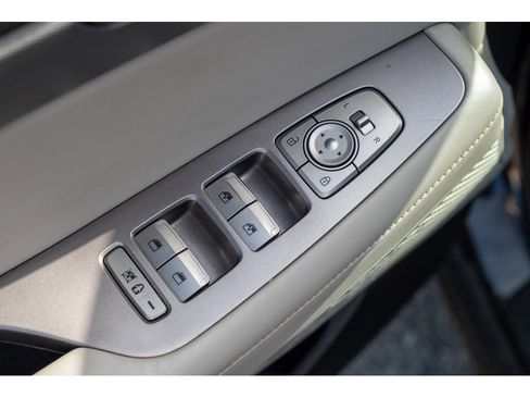 Used 2022 Hyundai Palisade SEL w/ 8P Bench Seat Package AWD/4WD image 14