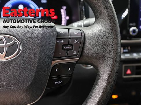 Used 2025 Toyota Camry LE FWD image 15