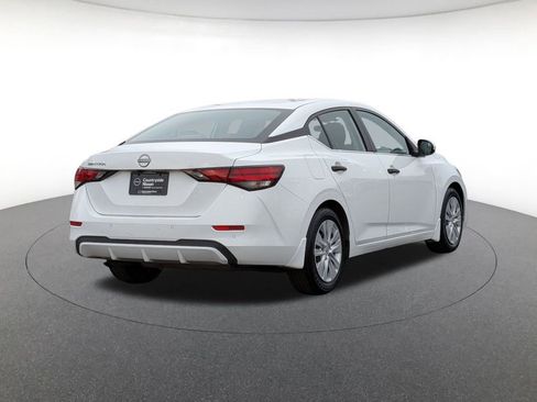 Used 2024 Nissan Sentra S image 5