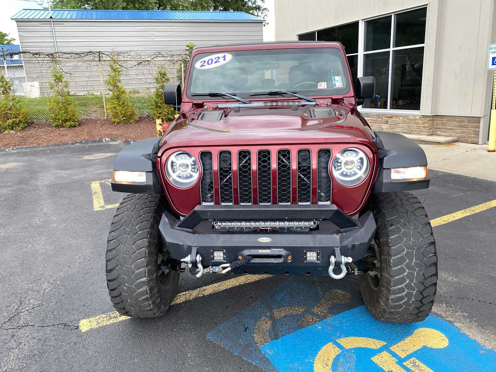 Used 2021 Jeep Gladiator Rubicon w/ Trailer Tow Package AWD/4WD image 12