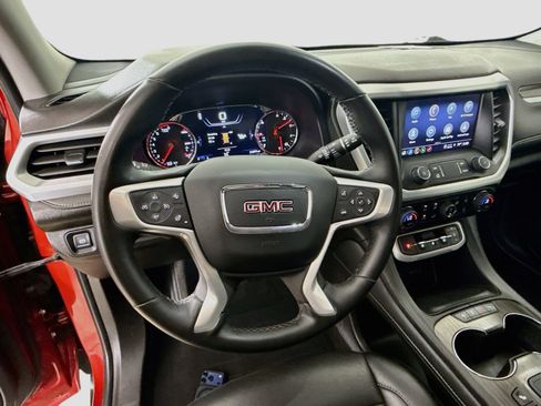 Used 2023 GMC Acadia SLT w/ Technology Package FWD image 13