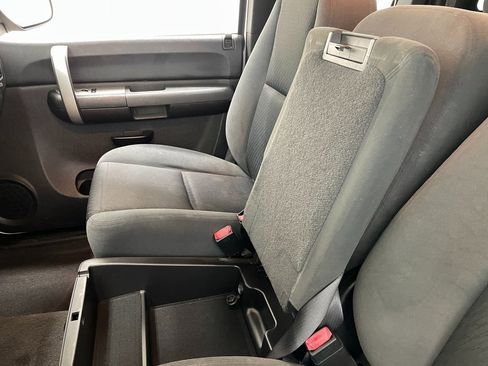 Used 2009 Chevrolet Silverado 2500 LT w/ Exterior Plus Package image 29