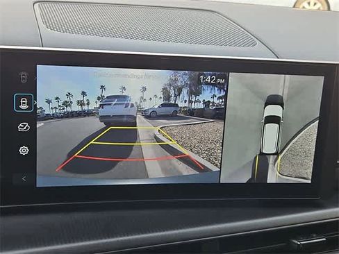 Certified 2025 Hyundai Santa Fe Calligraphy image 31