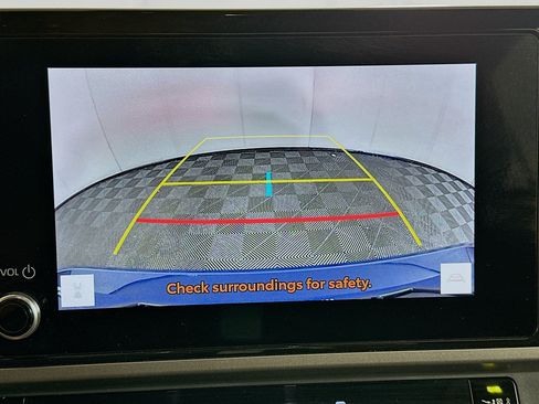 Used 2025 Toyota Camry SE FWD image 22