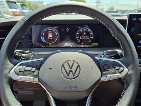 New 2025 Volkswagen Tiguan S image 18
