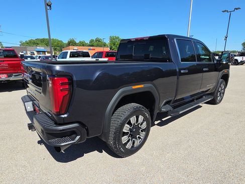 Certified 2025 GMC Sierra 2500 Denali AWD/4WD image 10