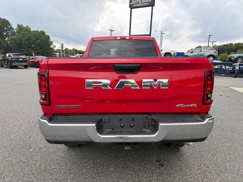 Used 2026 RAM 2500 Big Horn AWD/4WD image 8