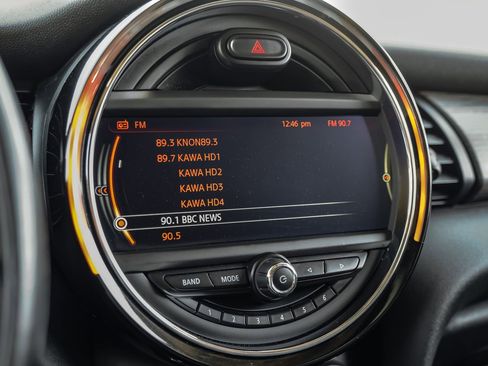 Used 2015 MINI Cooper S image 26