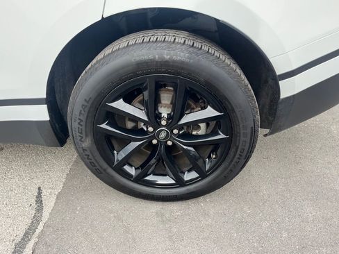 Used 2024 Land Rover Range Rover Velar S image 8