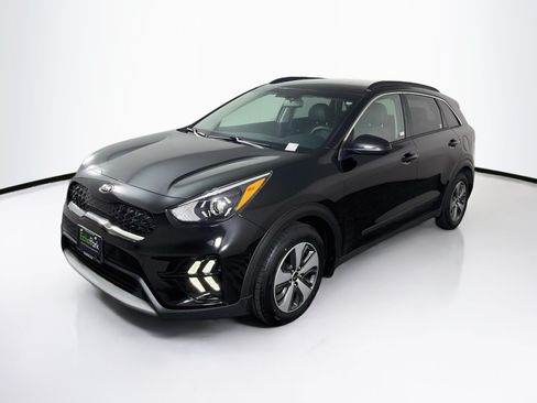 Used 2020 Kia Niro LX FWD image 3