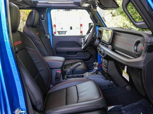 New 2026 Jeep Wrangler Unlimited Rubicon AWD/4WD image 16