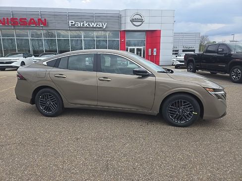 New 2026 Nissan Sentra SV image 8