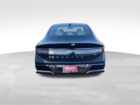 Used 2025 Hyundai Sonata SEL image 4