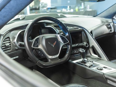 Used 2019 Chevrolet Corvette ZR1 RWD image 10