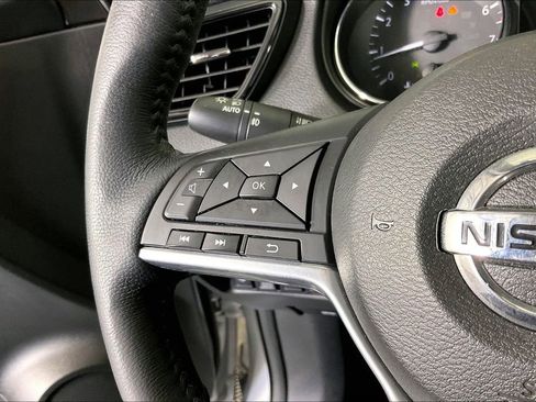 Used 2018 Nissan Rogue SL w/ Premium Package AWD/4WD image 26