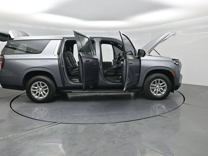 Used 2021 Chevrolet Suburban LT