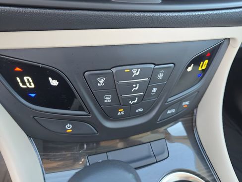 Used 2020 Buick Envision Preferred image 19