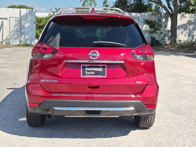 Used 2019 Nissan Rogue SV w/ Premium Package FWD image 7