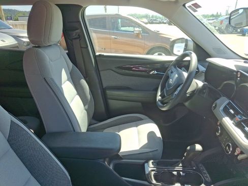 Certified 2025 Chevrolet TrailBlazer LT AWD/4WD image 11