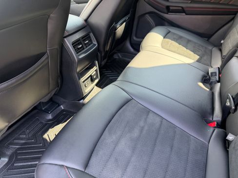 Used 2021 Ford Edge ST-Line AWD/4WD image 15