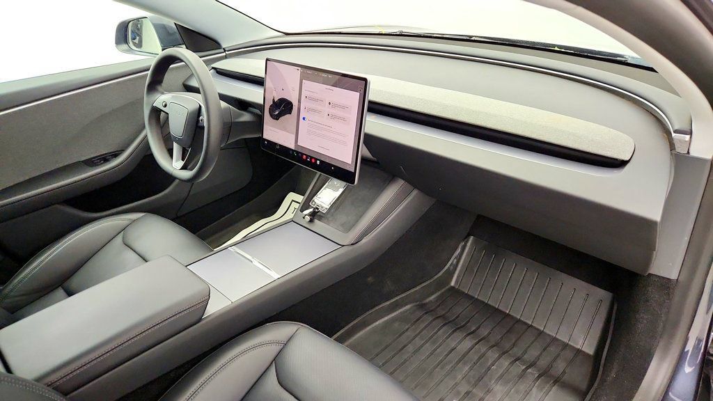 Used 2025 Tesla Model 3 Long Range RWD image 28