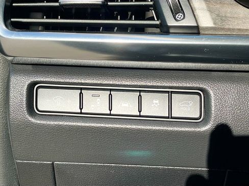 Used 2022 Kia Telluride SX w/ SX Prestige Package AWD/4WD image 10