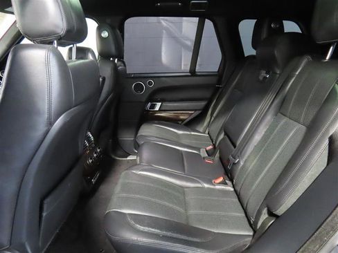Used 2016 Land Rover Range Rover Supercharged AWD/4WD image 33